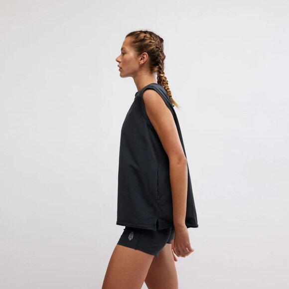 Free People Movement Hot Shot Micro Set NWOT - Picture 3 of 7